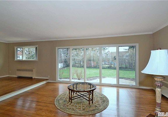 2nd image of 89 Audrey Ave