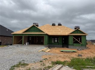 4749 Cowboy St, Springdale, AR 72762