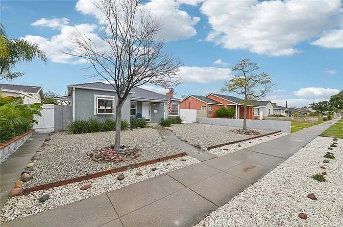 835 N Pine St — Photo 3