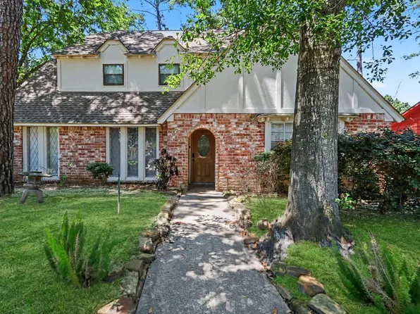 5918 Pine Arbor Dr, Houston, TX 77066