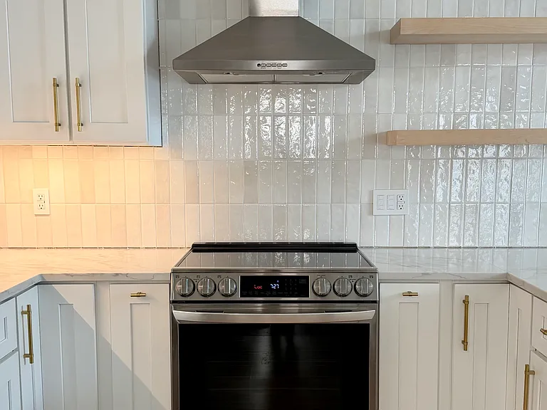 8130 Broadmoor St — Photo 3