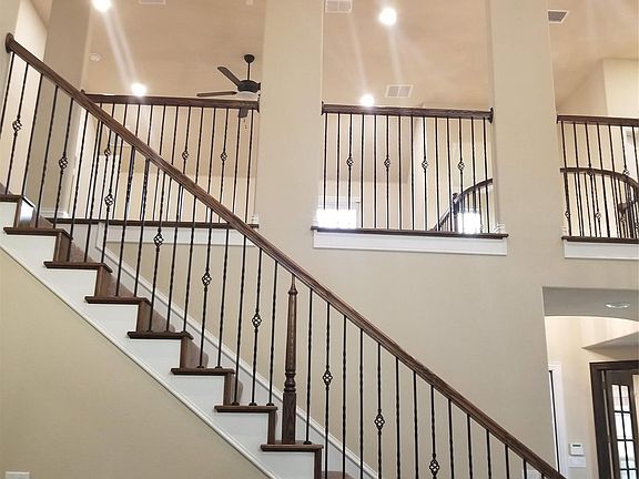 5th image of 6905 Benjamin Way