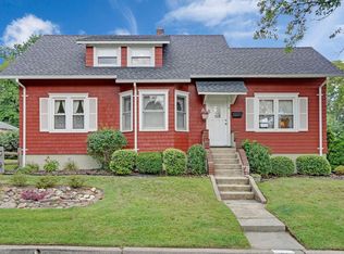 61 Burlington Ave, Leonardo, NJ 07737