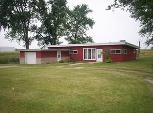 272 N Us Highway 421, Medaryville, IN 47957