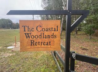 5565 Huckleberry Ln, Mc Clellanville, SC 29458