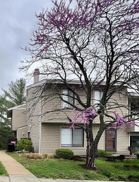 15 Megans Ct #A