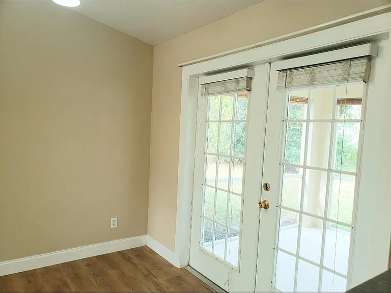 5526 Lavender Ave — Photo 11
