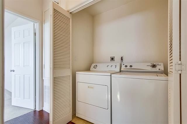 2nd image of 1760 E Palomar St E #324