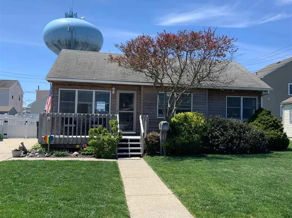 210 12th St, Brigantine, NJ 08203