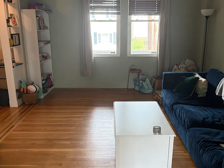 1215 Union Ave — Photo 5