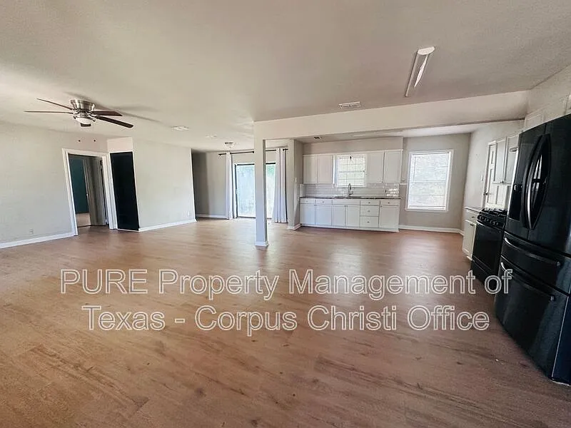 3 bed, 2.0 bath, 1732 sqft, $1,550 — Photo 4