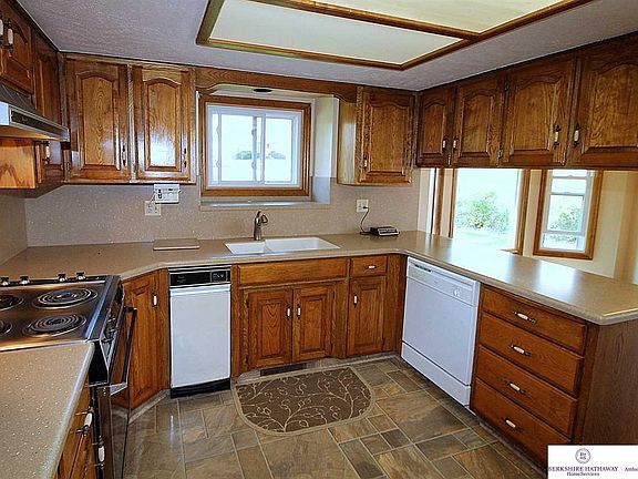 4th image of 15420 Summerwood Dr
