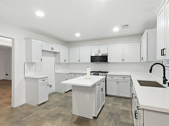 3rd image of 22718 Birch Point Drive