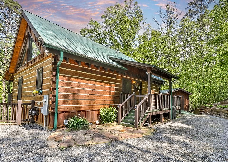 1st image of 141 Azalea Trl