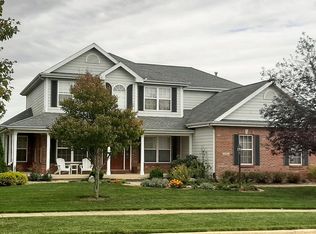 2418 Saint Andrews Rd, Urbana, IL 61802