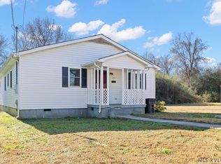 264 Wadlow St, Emporia, VA 23847
