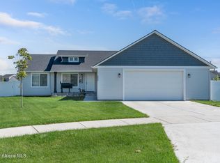 6806 W Irish Cir, Rathdrum, ID 83858