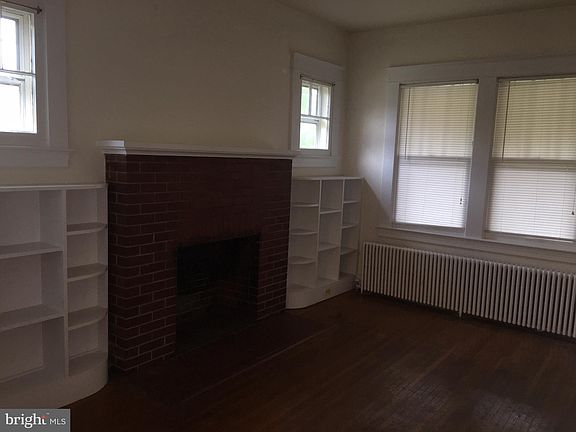 4th image of 1330 William St