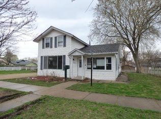 315 S Academy St, Janesville, WI 53548