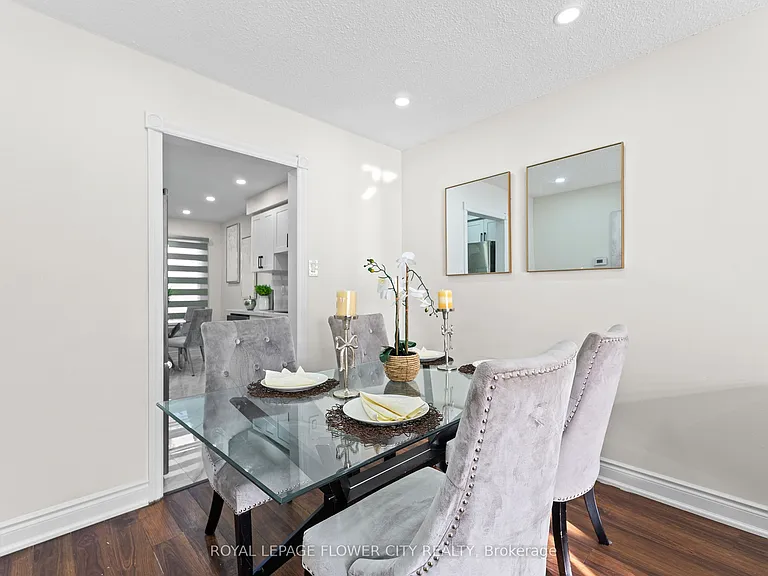 87 Tulip Dr — Photo 9