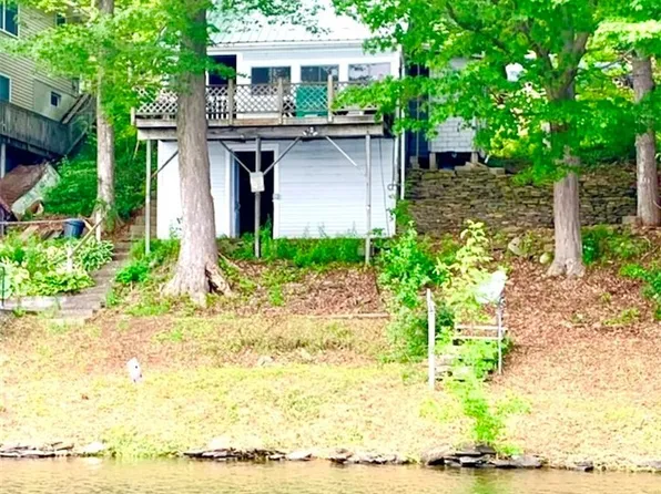 5339 Paddleford Rd, Eaton, NY 13334