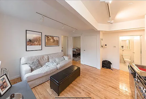 319 E 8th St #5C Photo 1