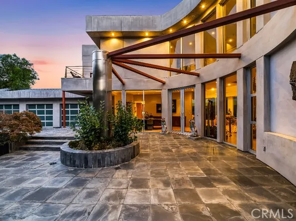 10182 Cowan Heights Dr, Santa Ana, CA 92705