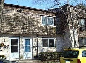 2nd image of 73 Bridge St APT 28