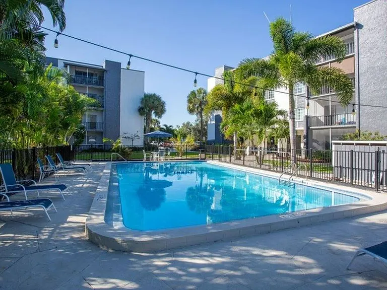 Pool and Sun Deck