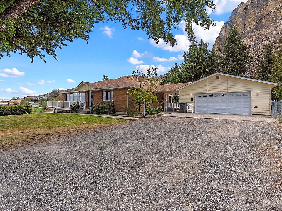 945 Circle Street, Wenatchee, WA 98801 Zillow