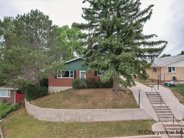 1721 Oxford Dr #2, Cheyenne, WY 82001