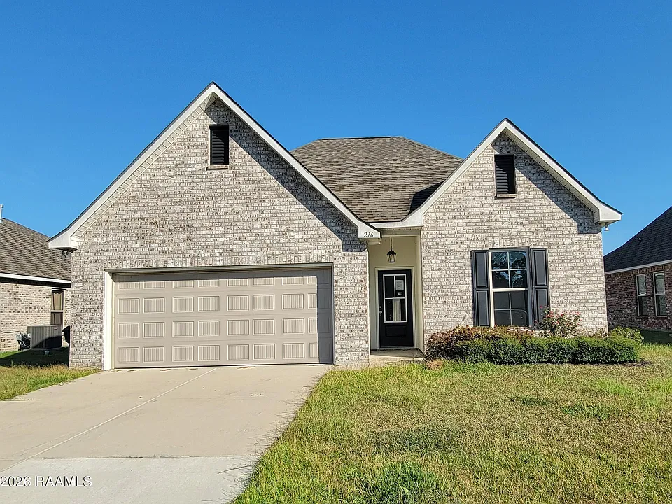 216 Wild Cherry Ln