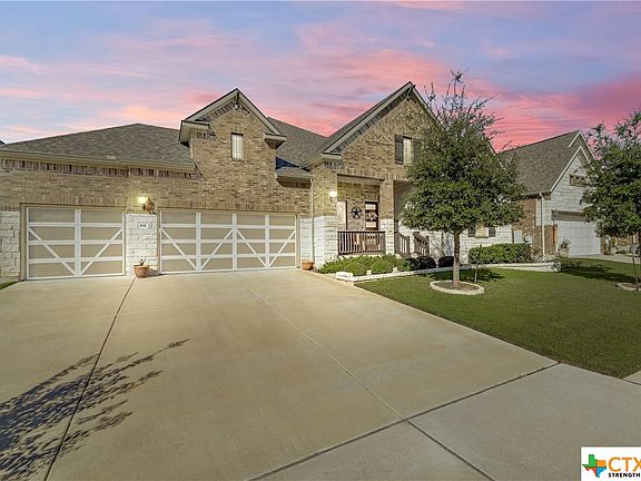 2nd image of 801 Woodview Dr