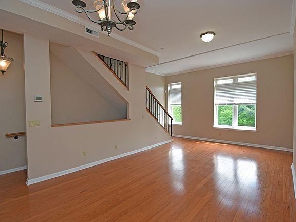 4th image of 2100 Sinton Ave APT 7