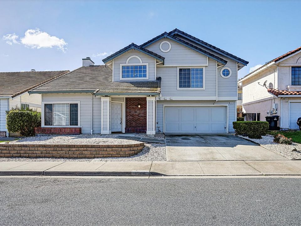 1st image of 3537 Centennial Drive