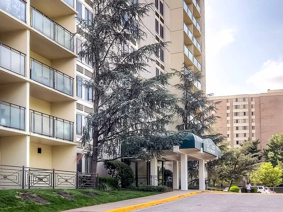 ParcView Apartments