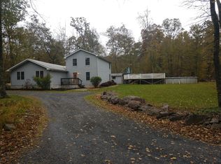 3420 Goshawk Trl, East Stroudsburg, PA 18302