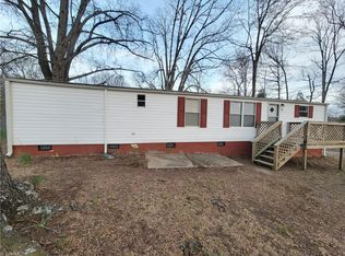 145 Poole Rd, Mayodan, NC 27027