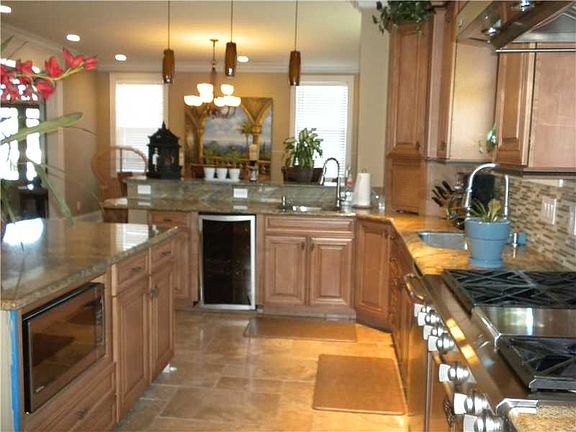 4th image of 6218 Perlita Dr