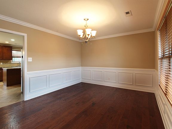 3rd image of 9008 Carnegie Way