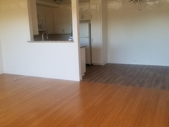 3rd image of 1327 12th St #4