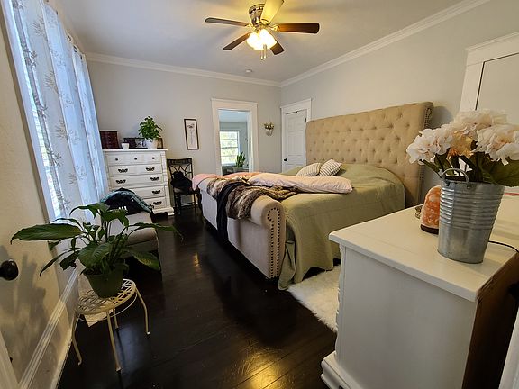 5th image of 1720 W Hills Ave #4