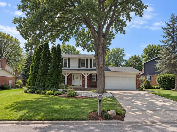 3117 Palm Aire Dr, Rochester Hills, MI 48309