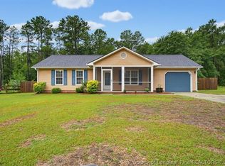 157 Hobson Ct, Raeford, NC 28376