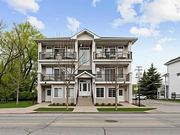 29 N Railway St #201, Okotoks, AB T1S 1B6