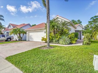 828 SW Munjack Cir, Port Saint Lucie, FL 34986