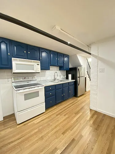 686 Parker St #1 Photo 1