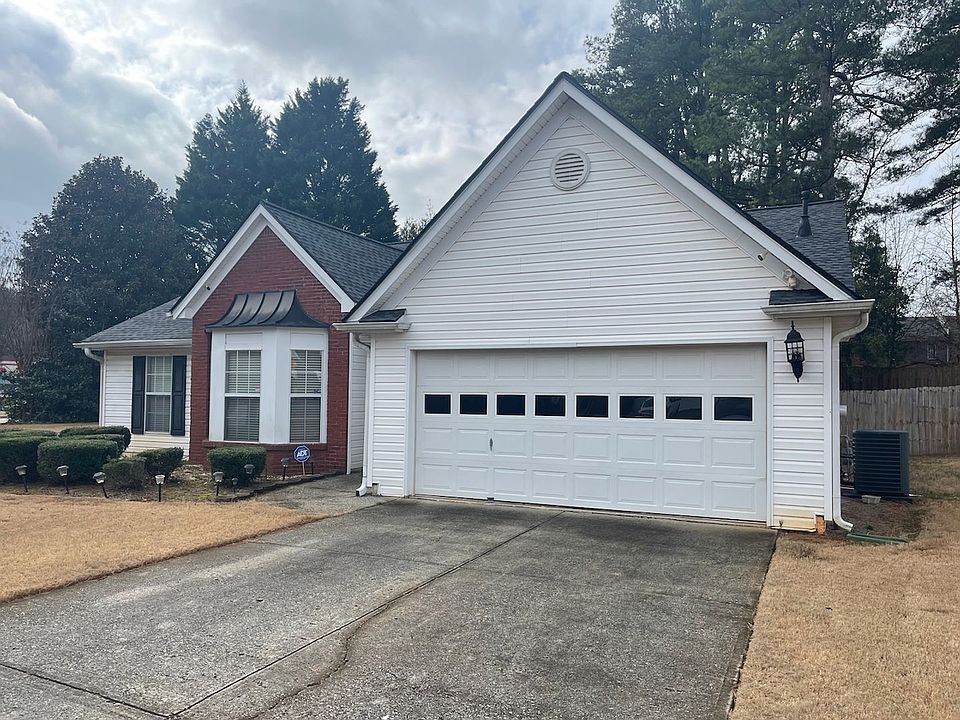 1st image of 300 Sterling Hill Dr