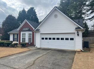 300 Sterling Hill Dr, Lawrenceville, GA 30046