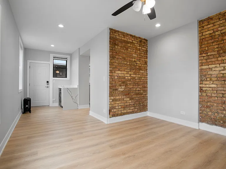 The Juneway Terrace — Photo 47
